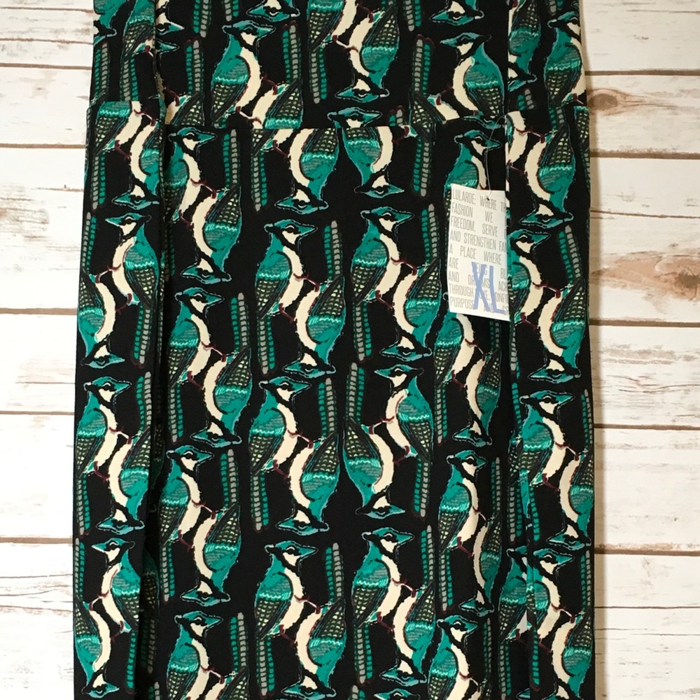 LuLaRoe Cassie